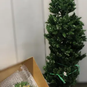7' Prelit Christmas Tree With Wreath & Accessories