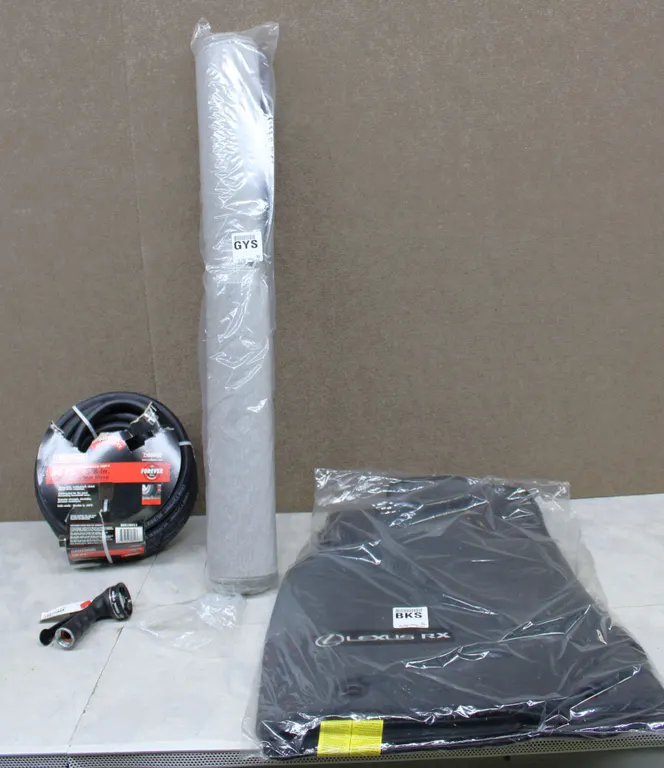 Lexus RX Floor Mats, Garden Hose & Nozzle Set