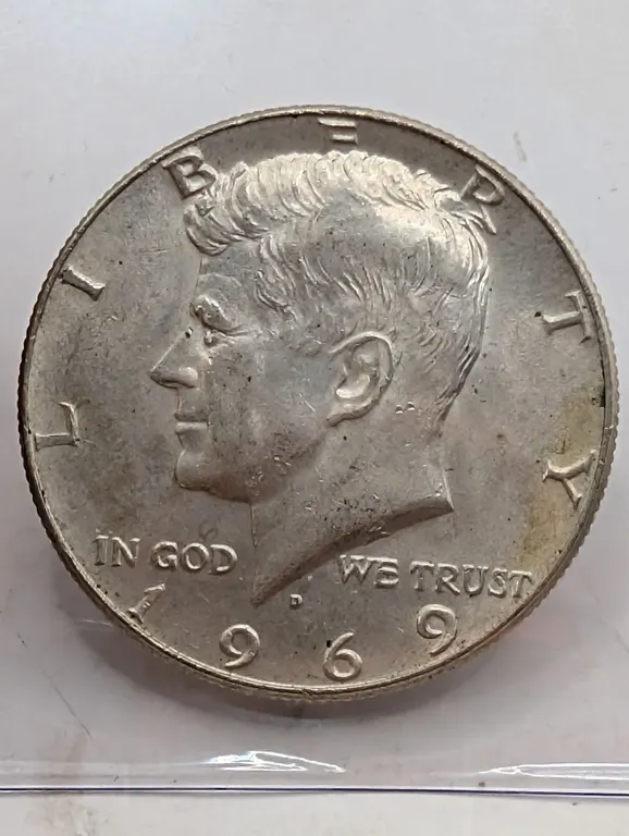1969-D Kennedy Half Dollar Lightly Circulated (40% Fine Silver, Denver Mint)