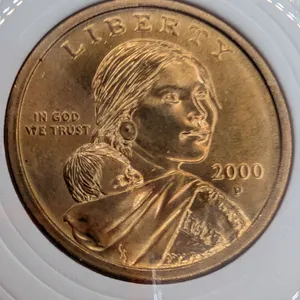 2000-P Sacagawea Golden Dollar $1 – First Year of Issue – Lightly Circulated / About Uncirculated (A