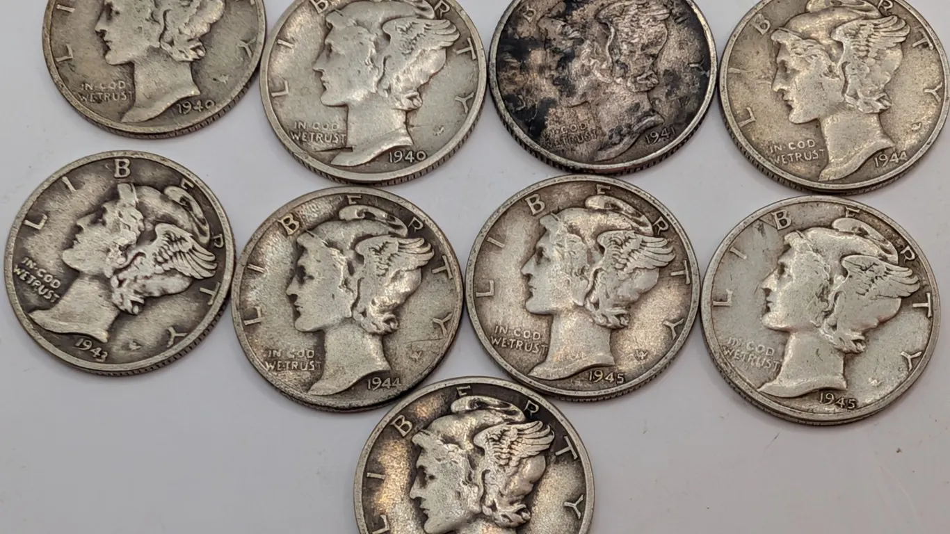1940-1945 Mercury Silver Dime Estate Lot - 9 Historic 90% Silver Coins (Circulated Group)