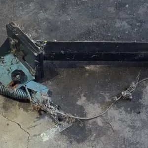 Clay pigeon launcher