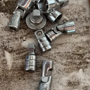 Snap-On swivel sockets