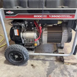 8000 Watts Briggs & stratton generator ￼