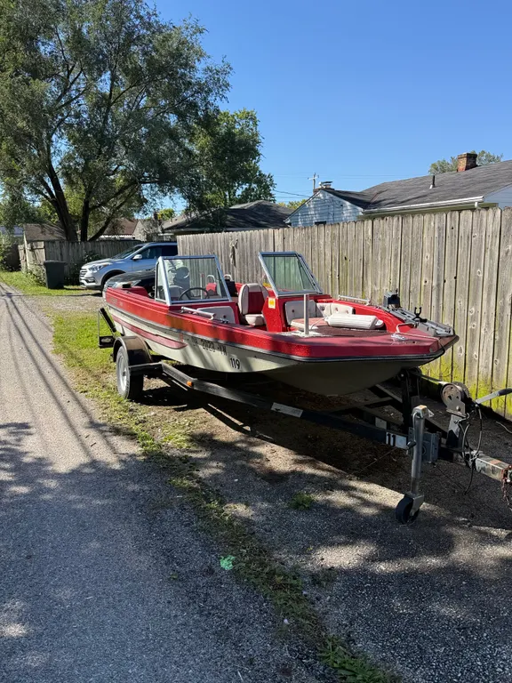 Procraft 1510 Fishing Boat with Evirude VRO 50 Outboard