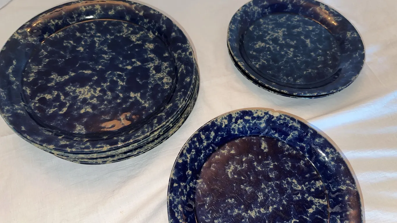 Bennington Pottery blue agate spongeware plates