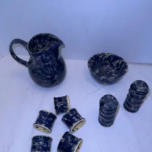 Bennington Potters blue agate sponge