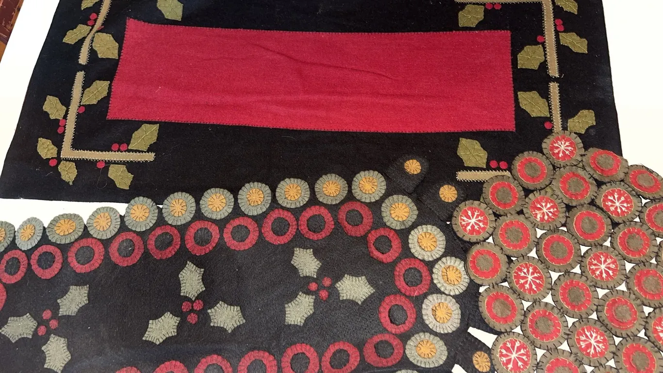 Primitive folk Christmas appliqué table runners, etc.