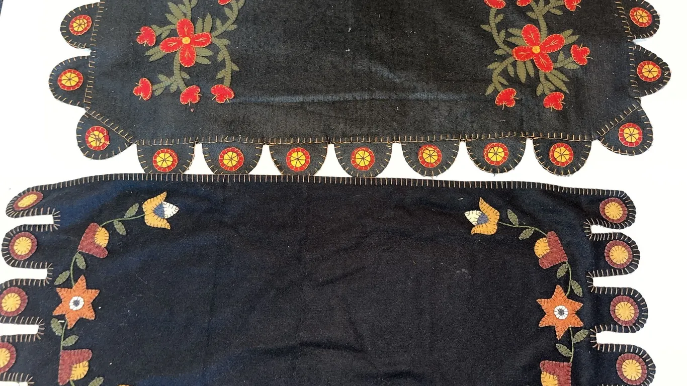 Folk primitive, appliqué table runners