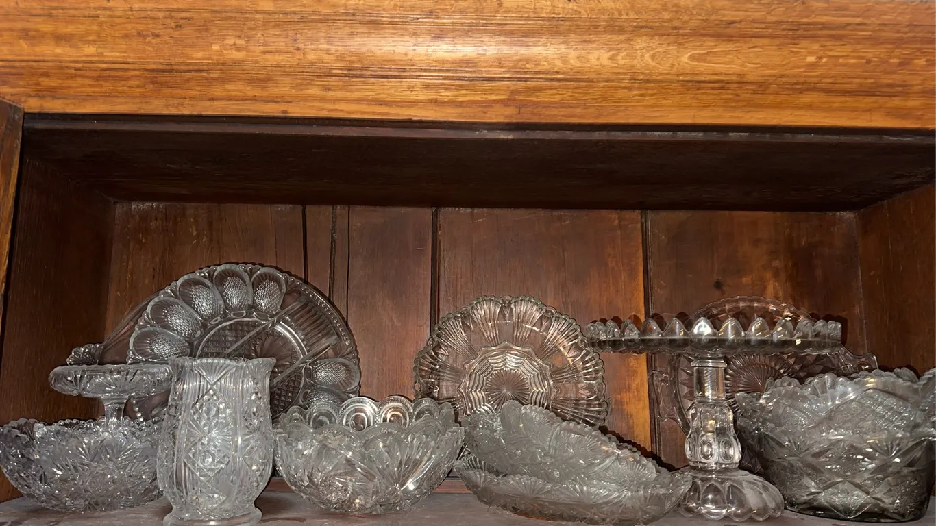 Vintage/antique glassware