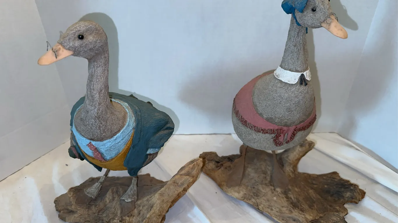 Folk Art - Mr + Mrs Duck on driftwood