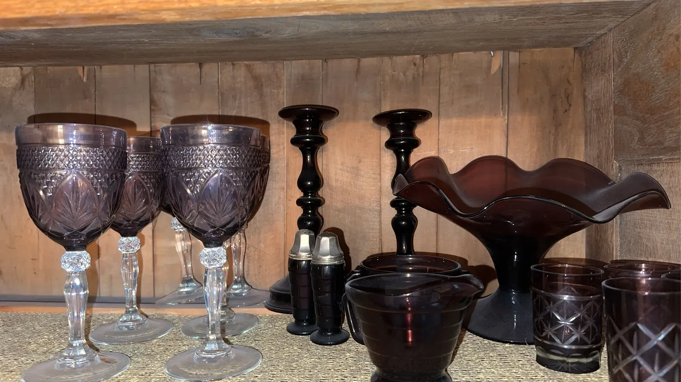 Amethyst glass