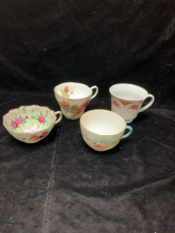 Porcelain Teacups Royal Albert Austria China