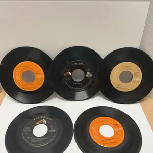 Elvis Presley RCA Victor 45 RPM Vinyl Record Lot (10 Pieces)