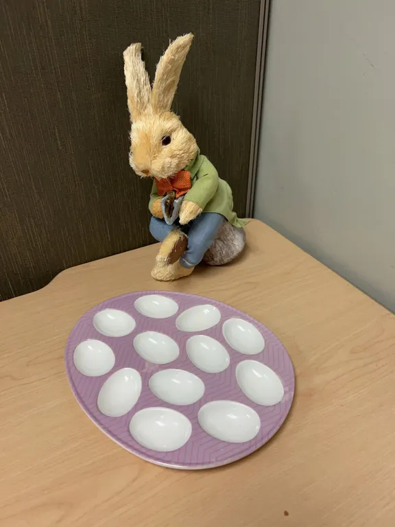 Rabbit Figurine with Deviled Egg Plate Set, 2 Pieces