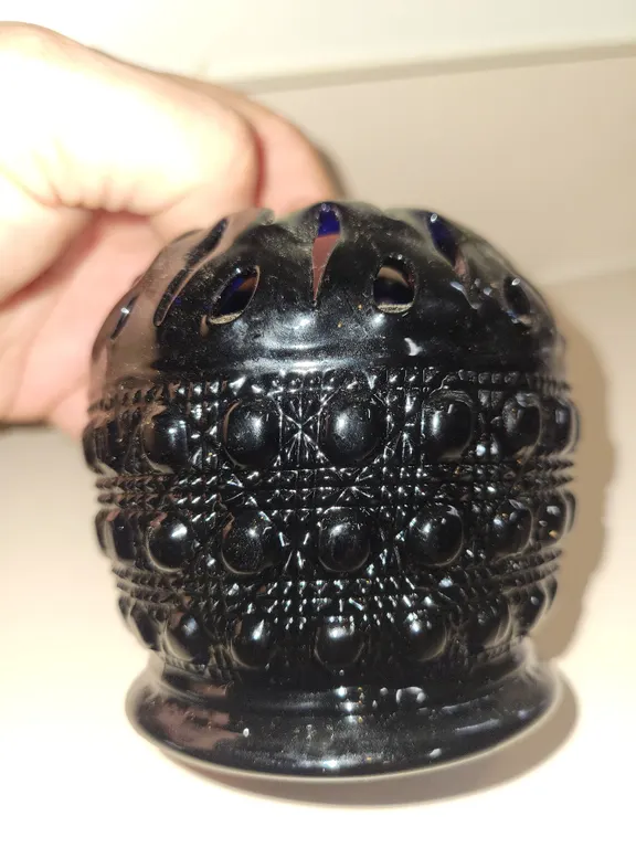 1920s/30sVintage black amethyst glass hob nail piece.