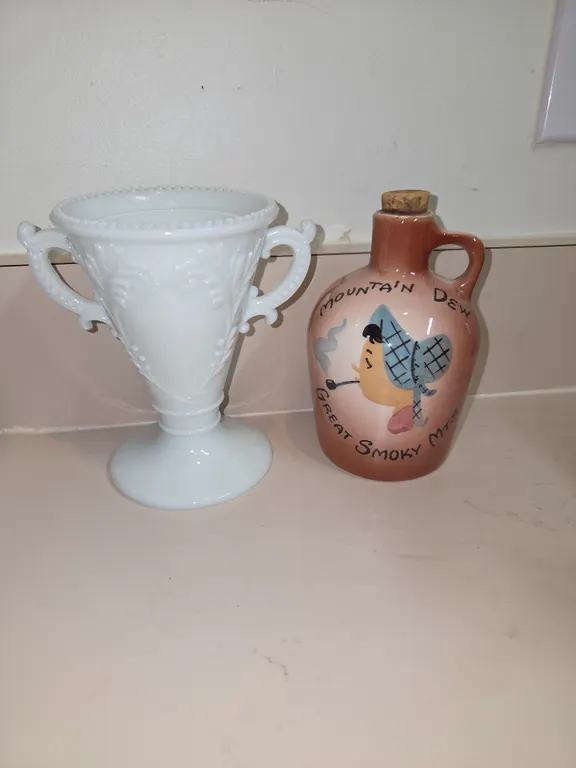 Ozarks Corn-PIPE Likker Moonshine Jug Whisky Hillbilly Country Cabin Decor WOMEN & Victorian Urn Mil