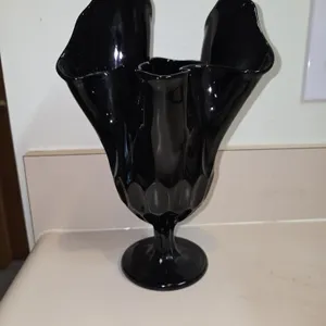 RARE Vintage Fenton Thumbprint Black Glass Swung Ruffled Handkerchief Vase 10”