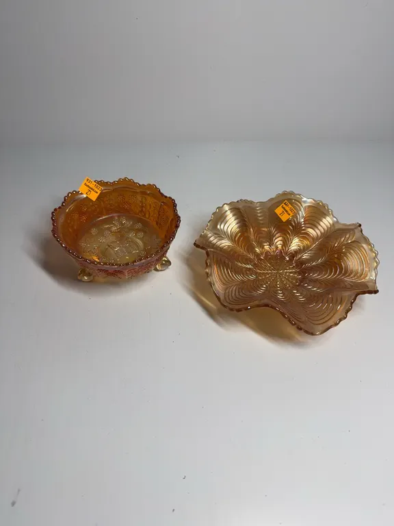 2 pieces of carnival glass