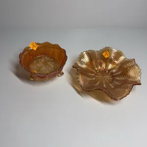 2 pieces of carnival glass