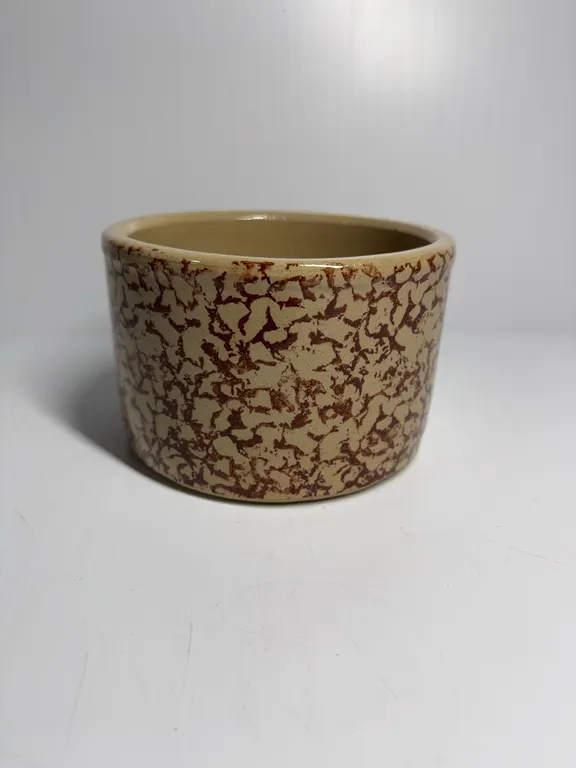 Roseville spongeware crock
