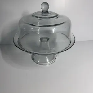 Covered cake plate