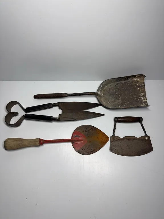 Selection of primitive items