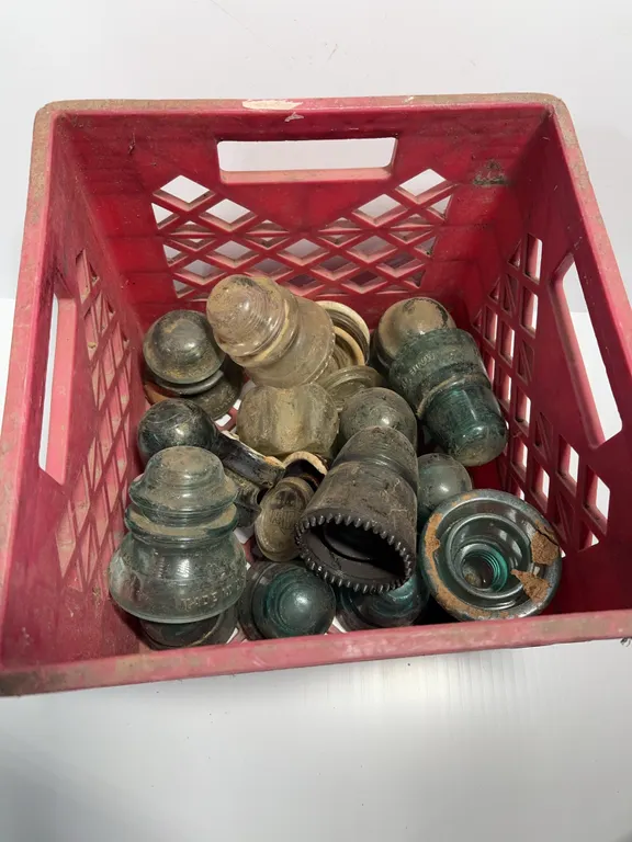 Box of insulators