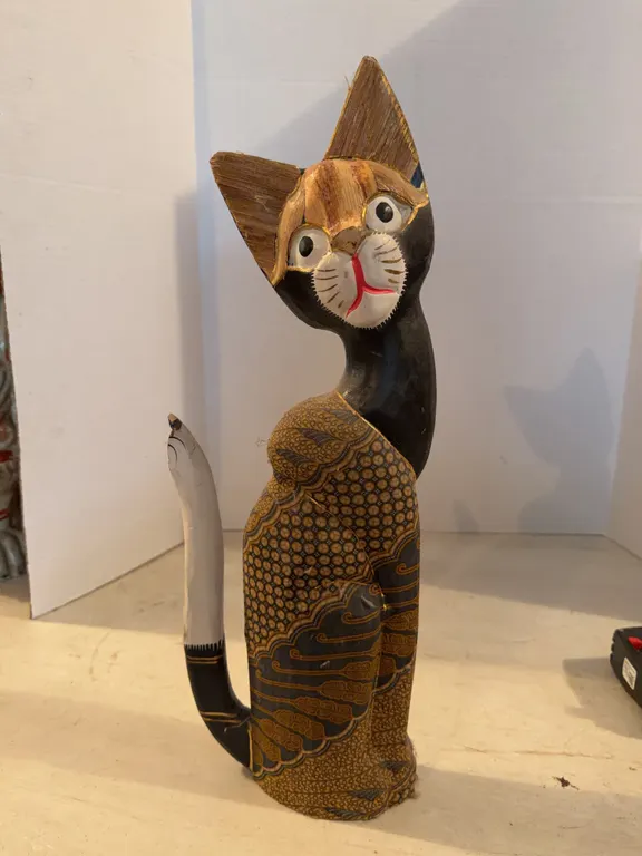 Wooden Cat Statue 20� Tall