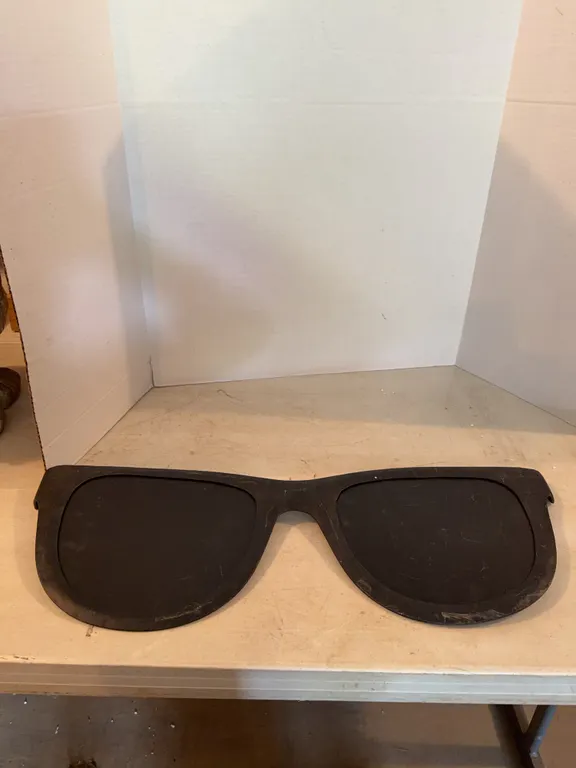 Sunglasses Wall Decoration 30�