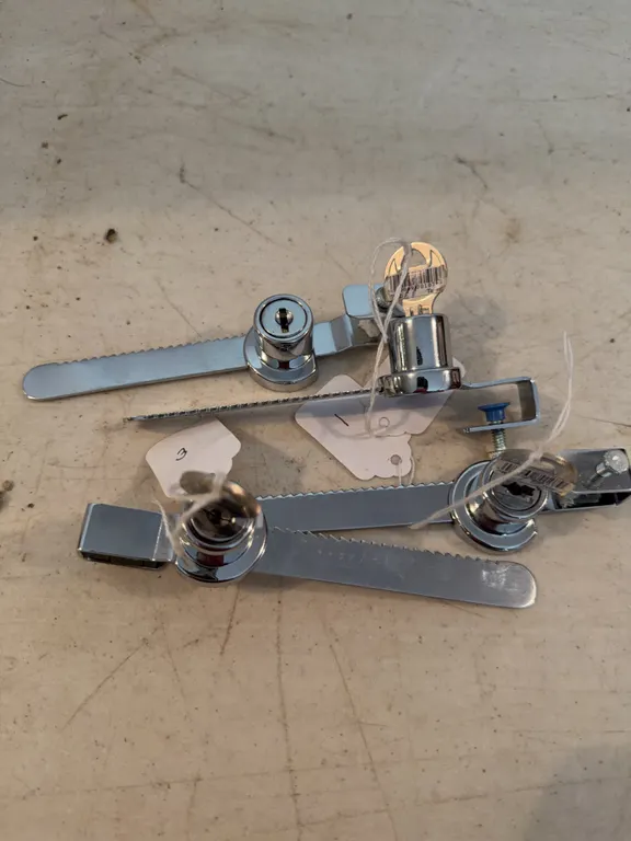 4 Sliding Locks With Keys