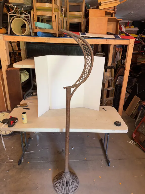 Wick Hanging Basket Stand 75�