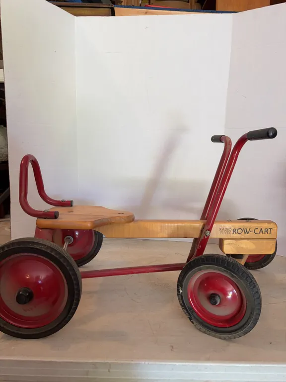 Radio Flyer Row Cart 30�
