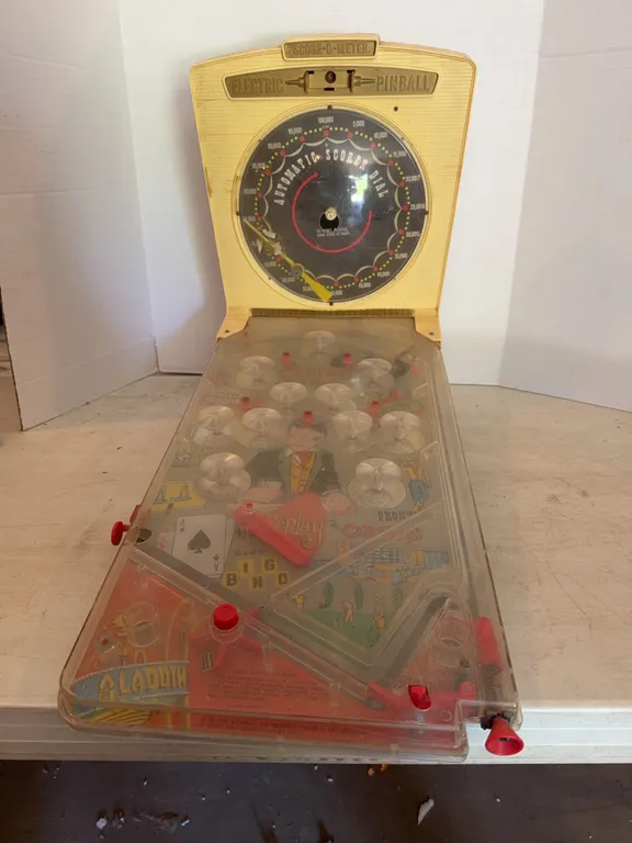 Vintage Electric Pinball Machine 27�