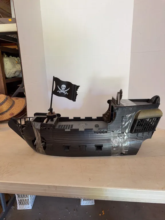 Black Plastic Toy Pirate Ship 23�