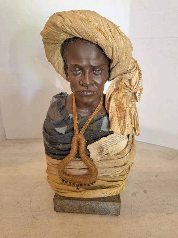 Philippines Crafted Doll Statue 19�
