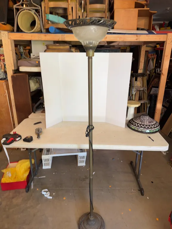 Vintage Lamp 71�