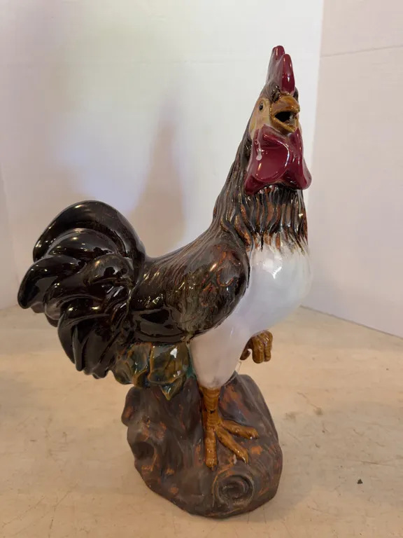 Ceramic Painted Chicken 16�