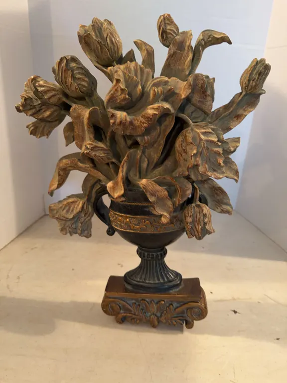 Wall Flower Put Decor 18�