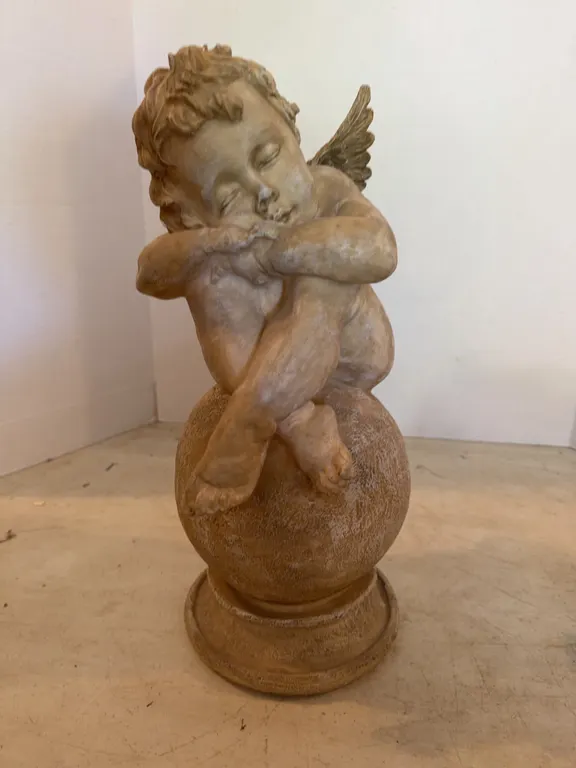 Baby Angel Statue 16�