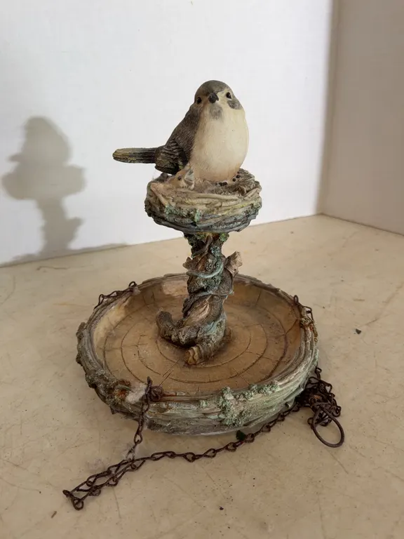 Hanging Birds On A Nest Decoration 9�