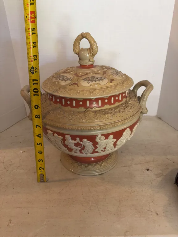 Antique Villeroy & Boch Mettlach Tureen