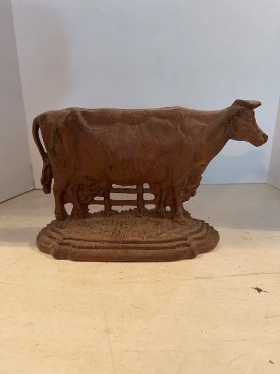 Cast Iron Cow Decoration