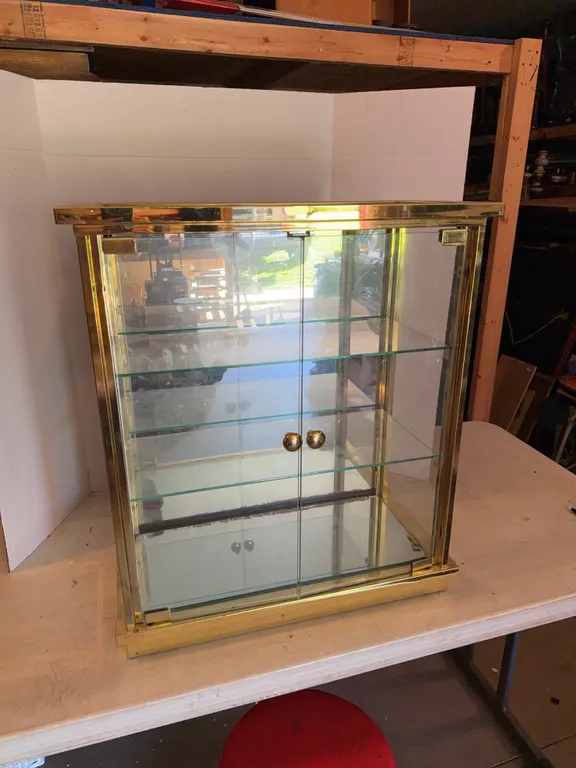 Gold And Glass Display Cabinet With Glass Shelving 28� x 12� x 23�