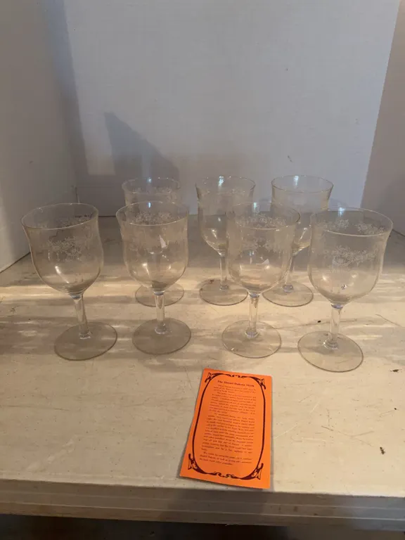 Set Of Glass Cups With Frosted Design