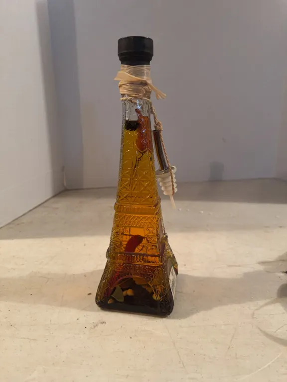 Eiffel Tower Decorative Glass