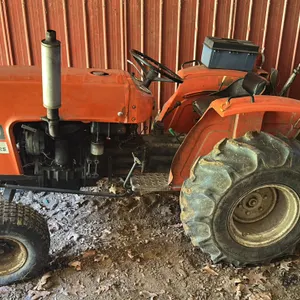Allis-Chalmers 5020 tractor. Diesel.  Starts with and runs. 3 pt. and pto.