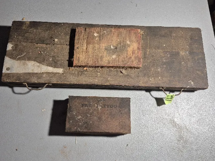 Antique pipe threader