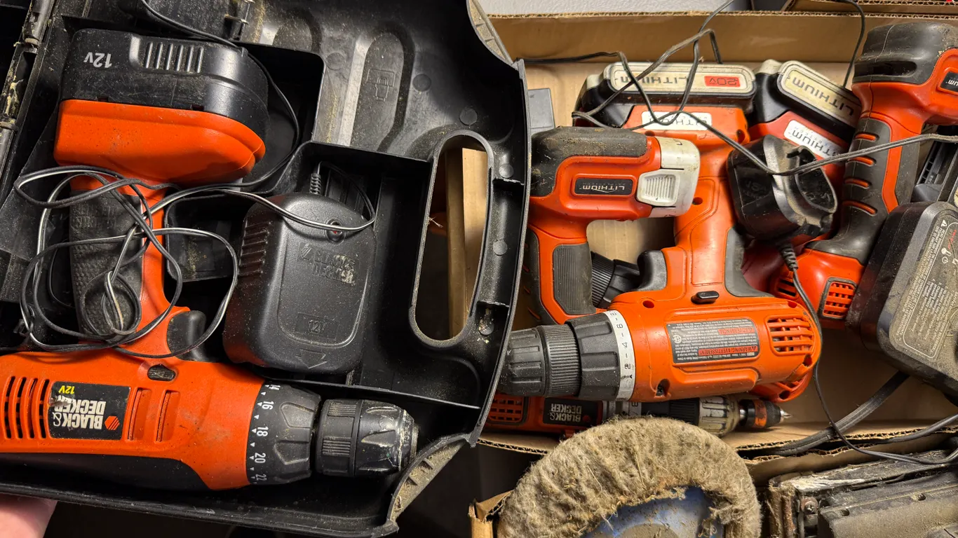 Cordless electric Tools. untested