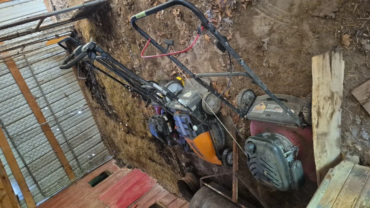 3 push mowers, not working